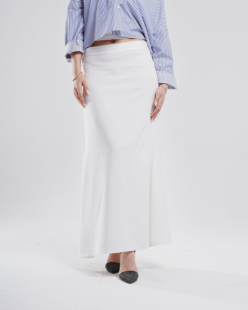 WHITE MAXI SKIRT