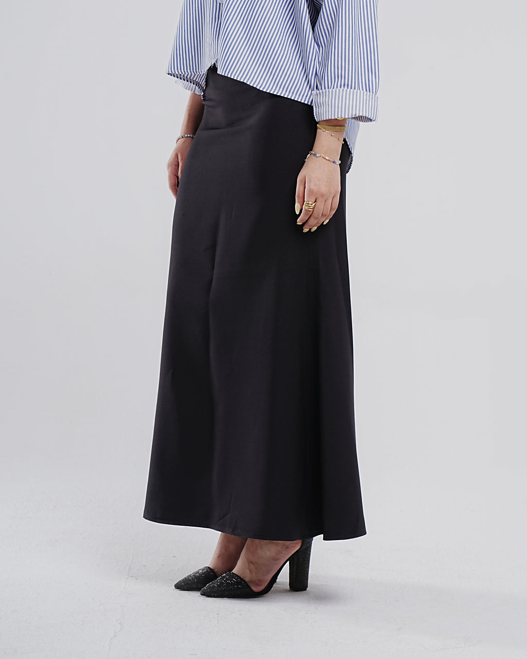 BLACK MAXI SKIRT