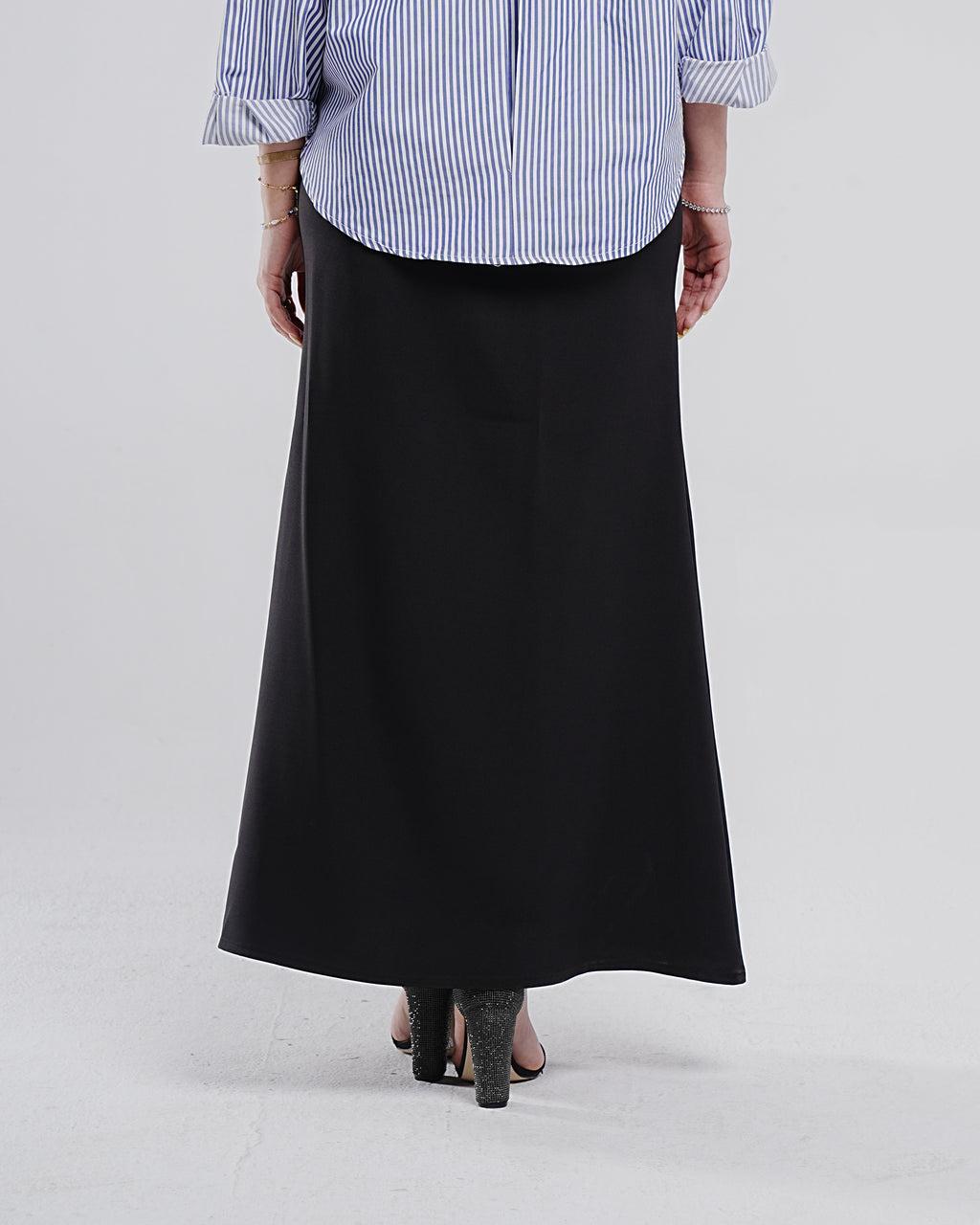 BLACK MAXI SKIRT