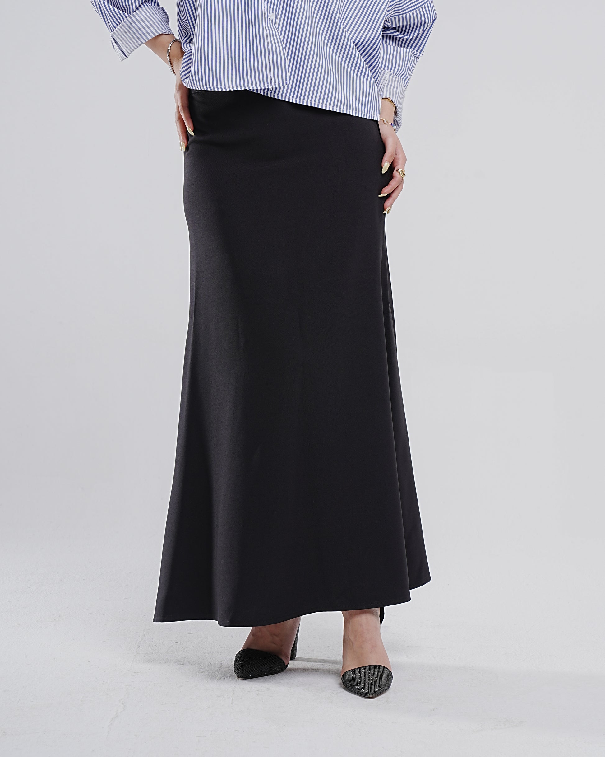 BLACK MAXI SKIRT